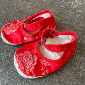 Vintage Silk geisha baby slipper shoes 6-9 months